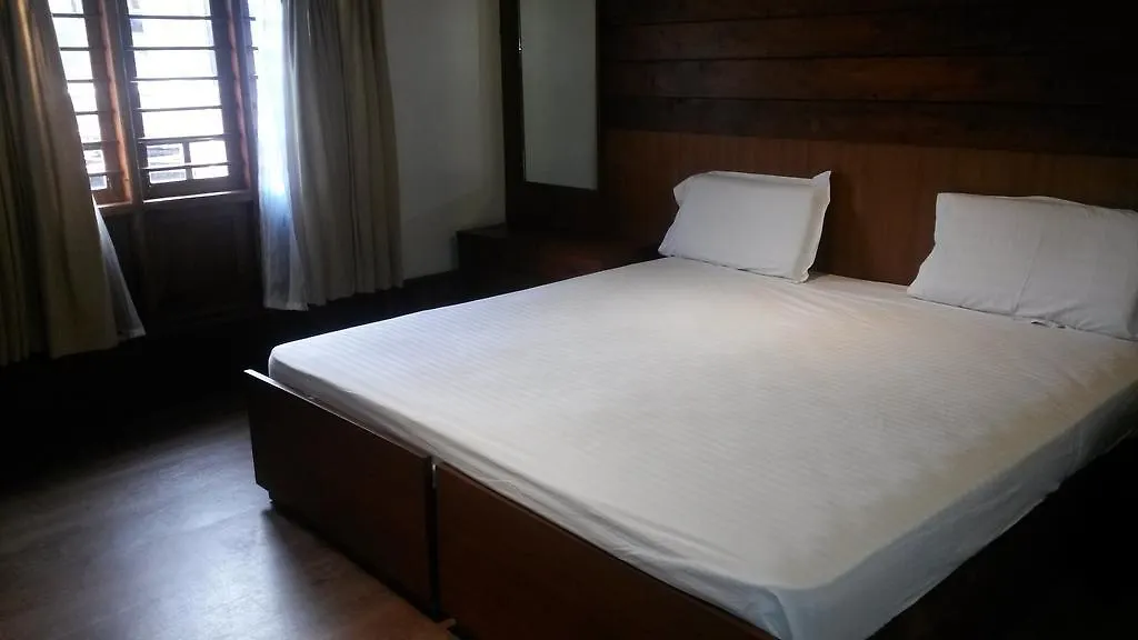 Hotel Kv Houseboats Alappuzha 3*,  India
